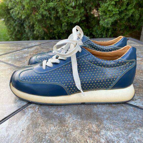 Dooney & Bourke Vintage Blue Leather Lace Up Sneaker Shoes Size 7 - Picture 1 of 10